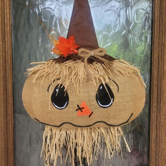 Burlap Scarecrow fall/ halloween door wreath - Picture 2 of 4